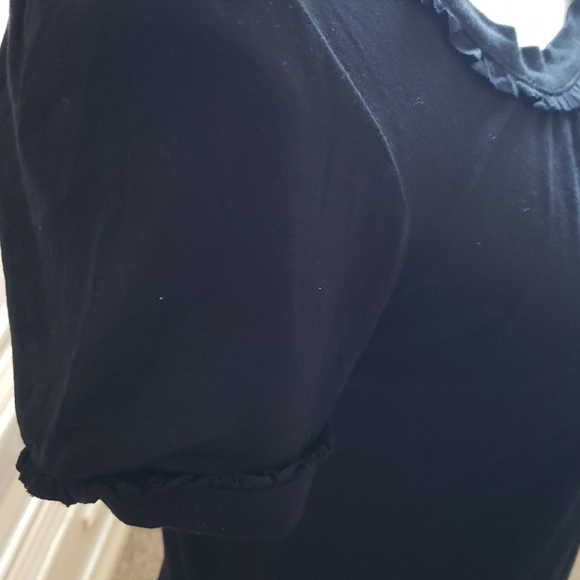 Black Bay Studio Top - Picture 4 of 9